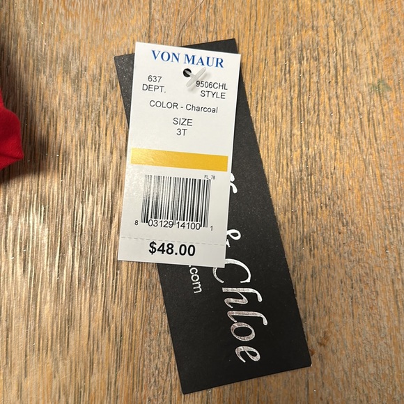 Ruffled two piece set - Picture 2 of 6